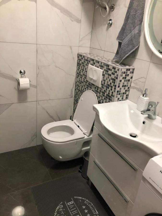 Appartamento Apartman Ana Zara Esterno foto